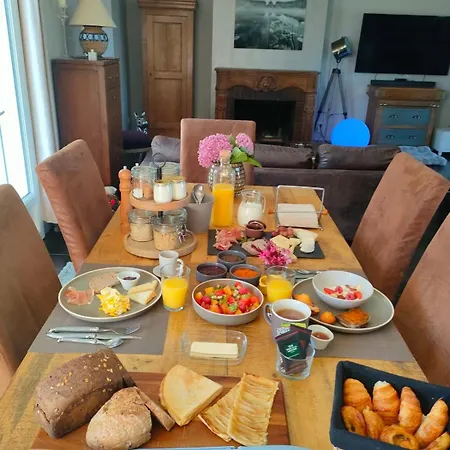 Le Clos Fleuri Proche De Bordeaux Holiday home Saint-Sulpice-et-Cameyrac