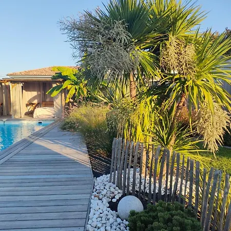 Le Clos Fleuri Proche De Bordeaux *