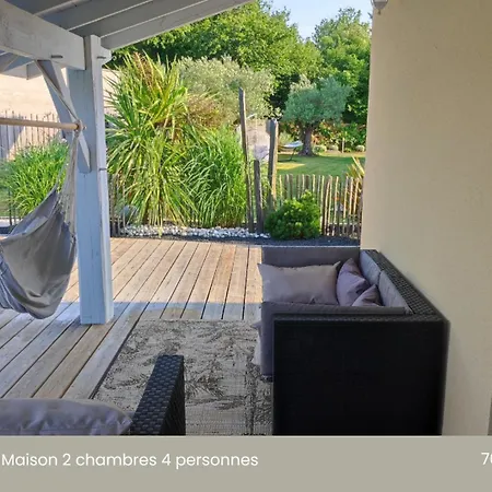 Holiday home Le Clos Fleuri Proche De Bordeaux Saint-Sulpice-et-Cameyrac