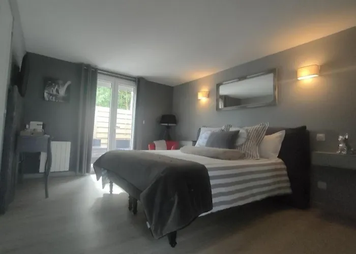 Le Clos Fleuri Proche De Bordeaux *